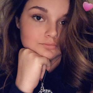 Meet your Posher, Carley